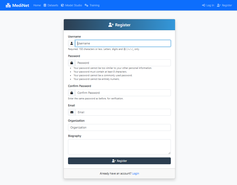 MediNet registration form showing professional information fields including name, email, medical specialty, and institutional affiliation